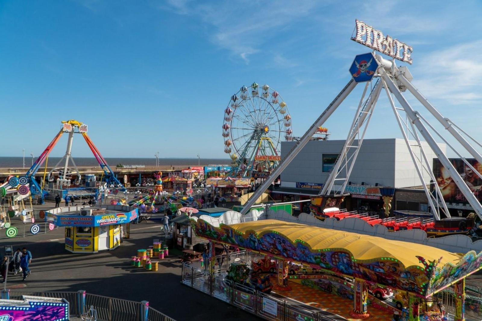 Oyo Queens Hotel, Skegness Bagian luar foto